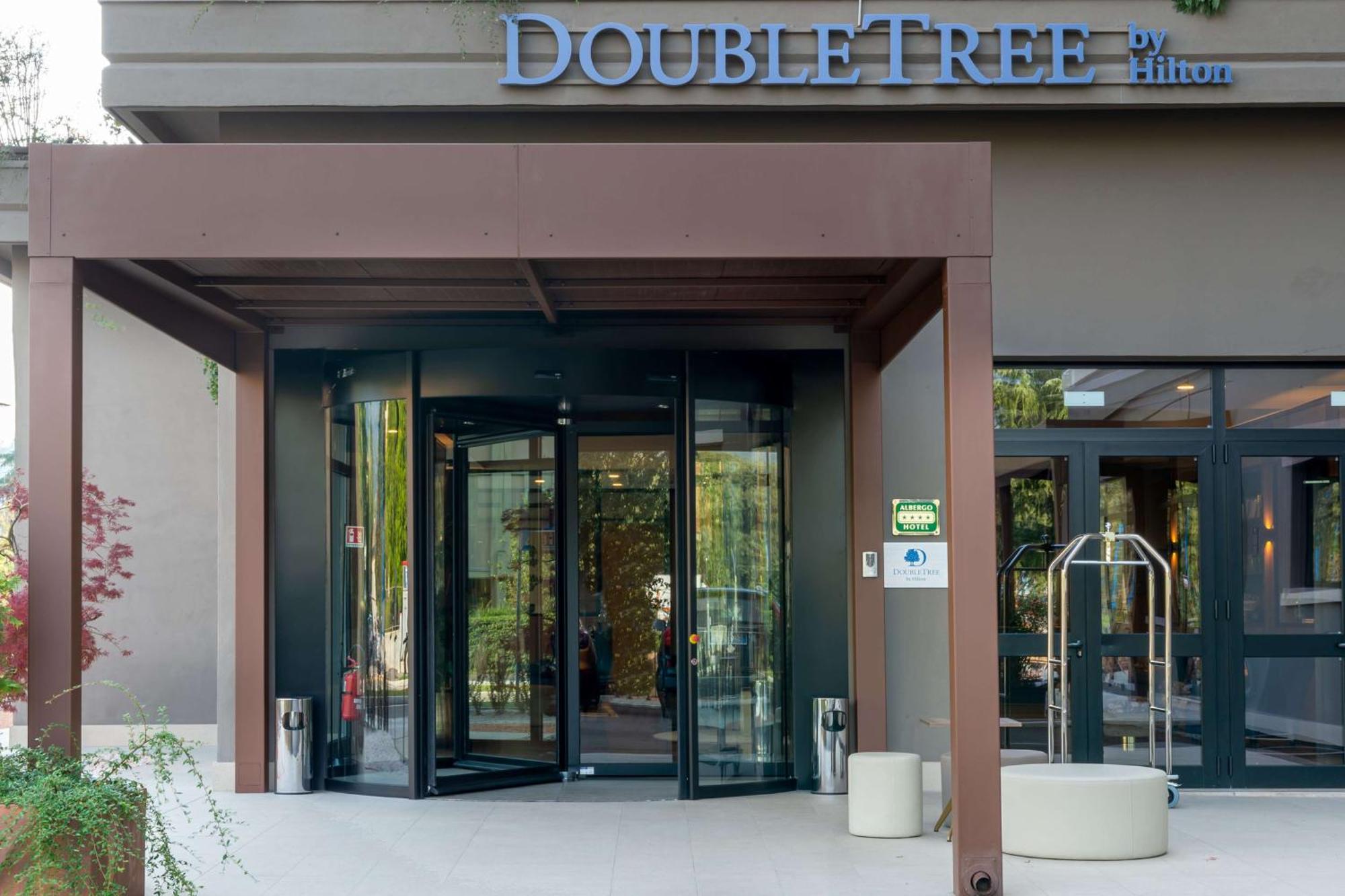 Hotel Doubletree By Hilton Brescia Zewnętrze zdjęcie